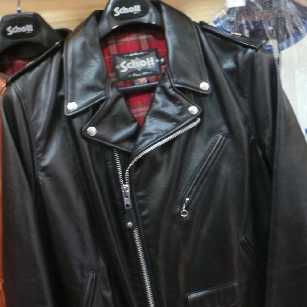 Jackets - Picture 3 of 7